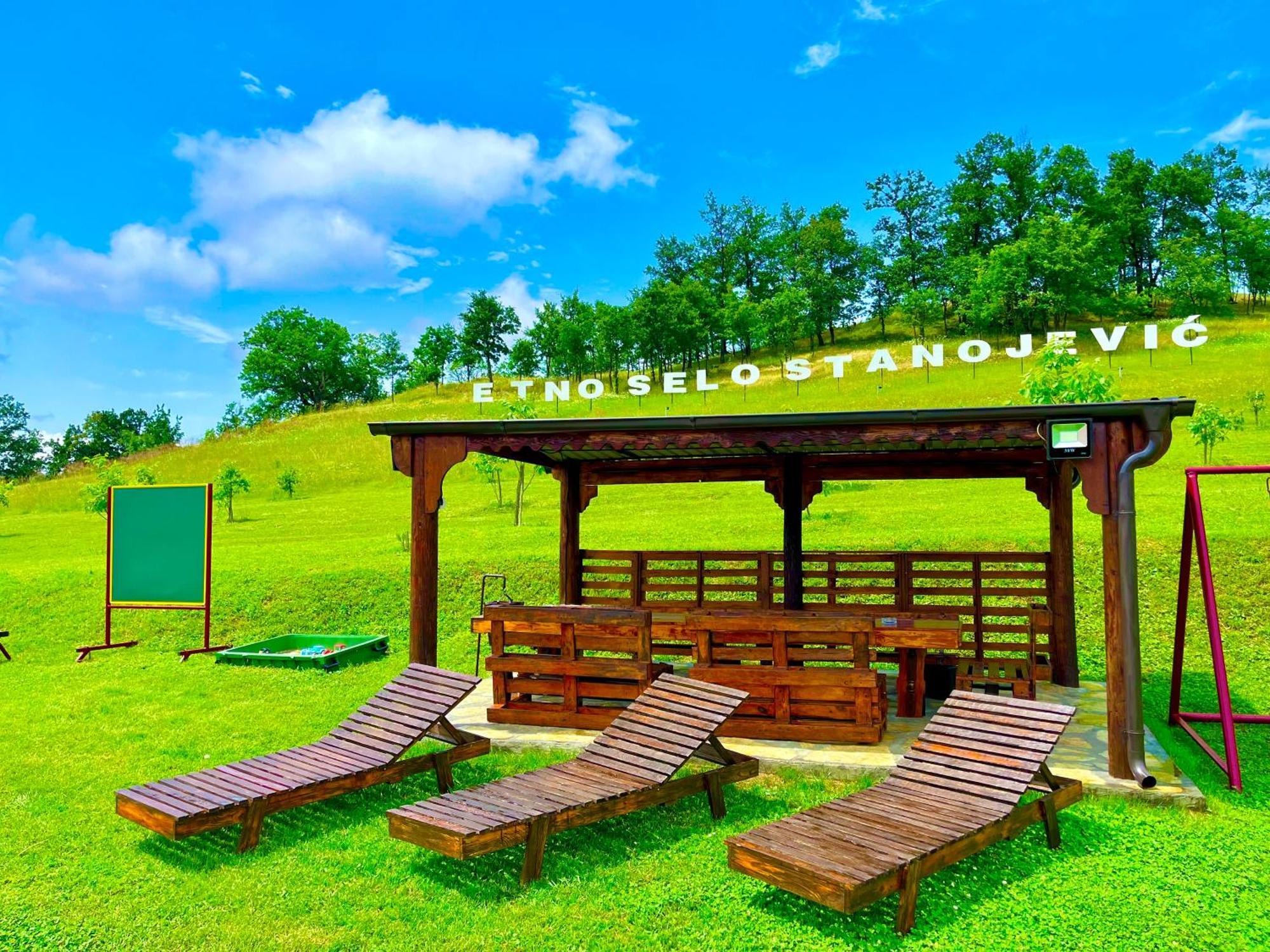 Hotel Etno Selo Stanojevic Boljevac Esterno foto